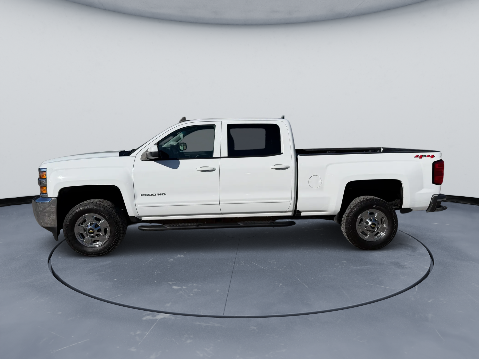 2019 Chevrolet Silverado 2500HD — side profile view
